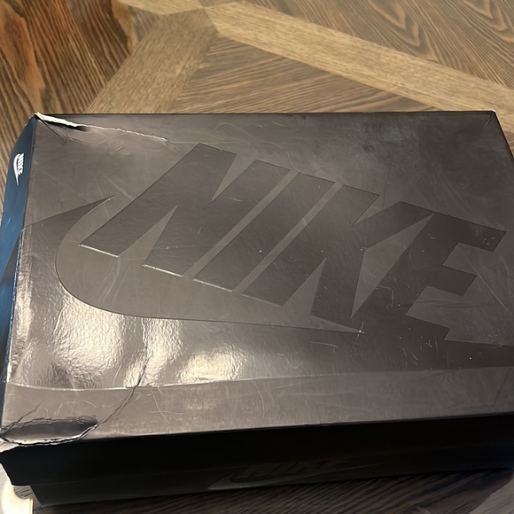 Nike Air Foamposite One Metallic Gold